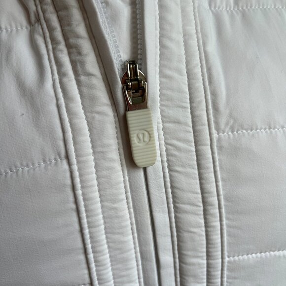 Lululemon "Down for it All" vest sz 4 (lulu sizing) - Picture 6 of 7